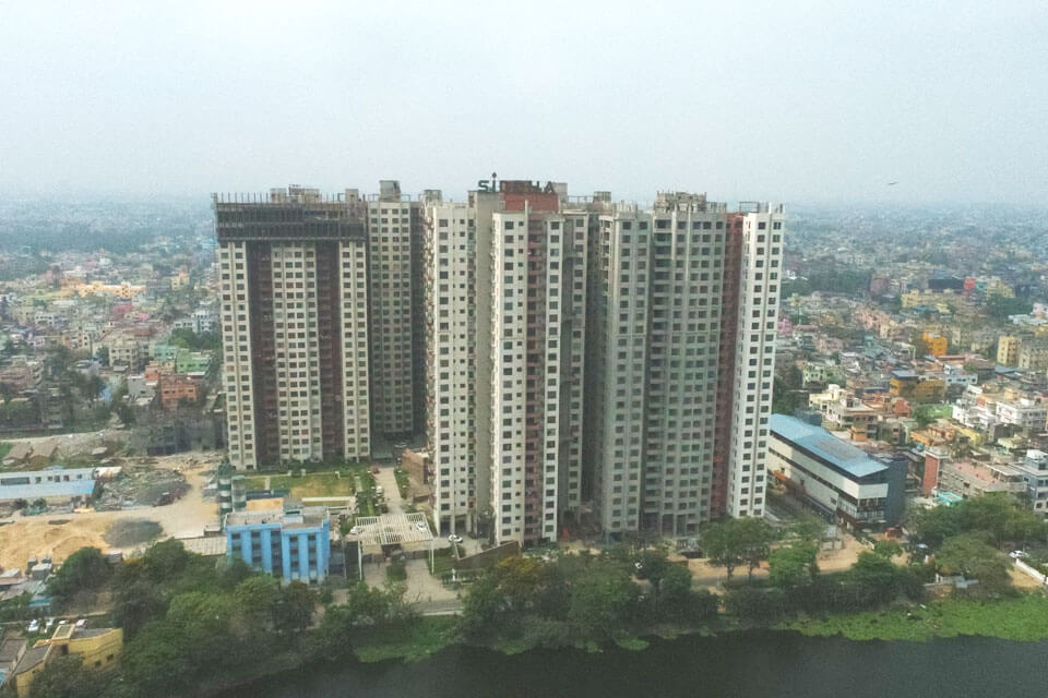 Buy flats in Sinthee More